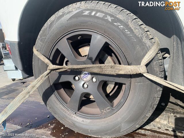 2013 VOLVO - XC60 Left Rear Hub Assembly