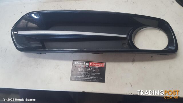 2013 BMW - 1 SERIES Grille
