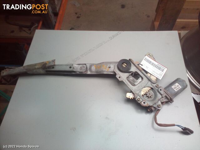 1989 SUBARU - LEONE Right Front Window Reg/Motor