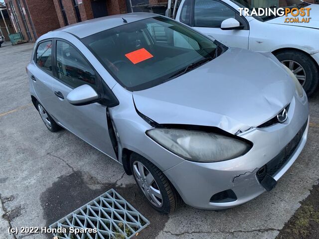 2008 MAZDA - 2 Right Front Door Window