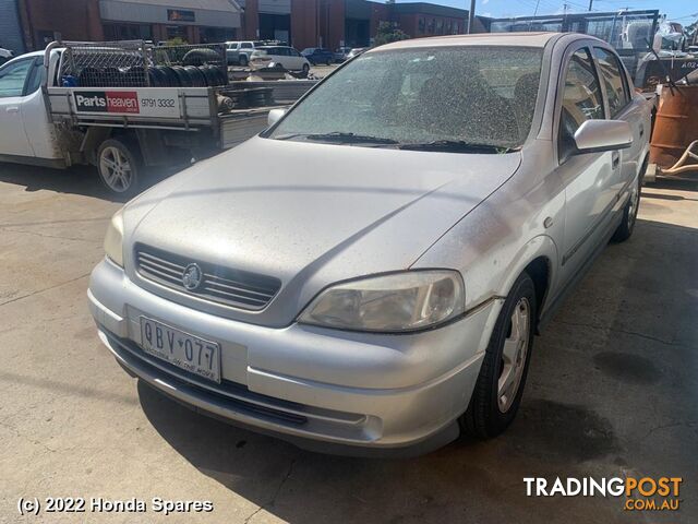 2000 HOLDEN - ASTRA Grille