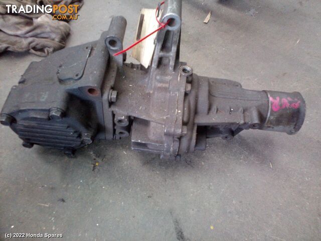 1994 MITSUBISHI - RVR Transfer Case - photo 2 of 2