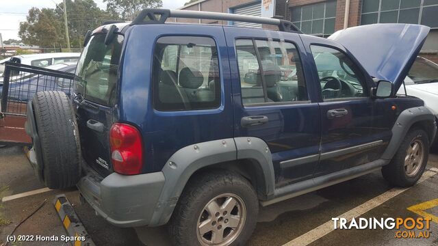 2005 JEEP - CHEROKEE F/Bar Reinforc/Brack