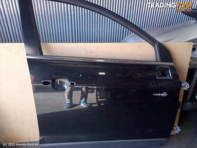 2013 HOLDEN - CAPTIVA Right Front Door