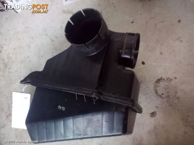 1995 NISSAN - MAXIMA Air Cleaner/Box