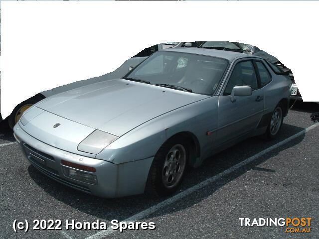 1989 PORSCHE - 944 Right Front Door Window