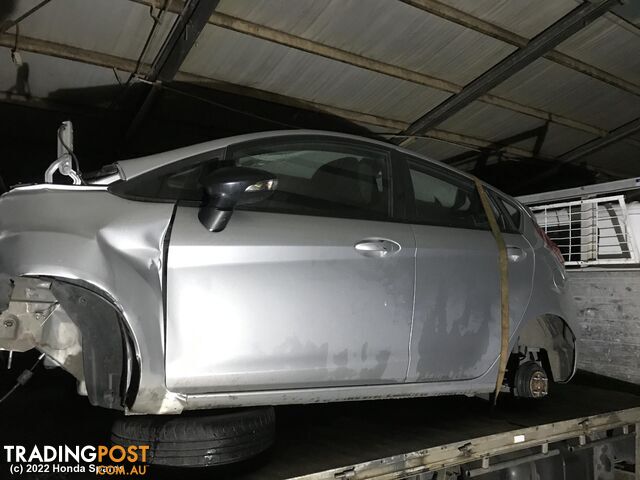 2015 FORD - FIESTA Front Seat