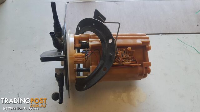 2004 SUBARU - OUTBACK Fuel Pump
