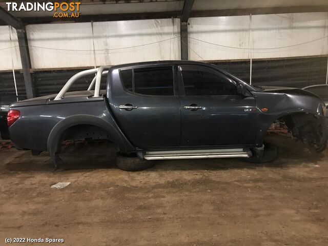2007 MITSUBISHI - TRITON Door/Boot/Gate Lock