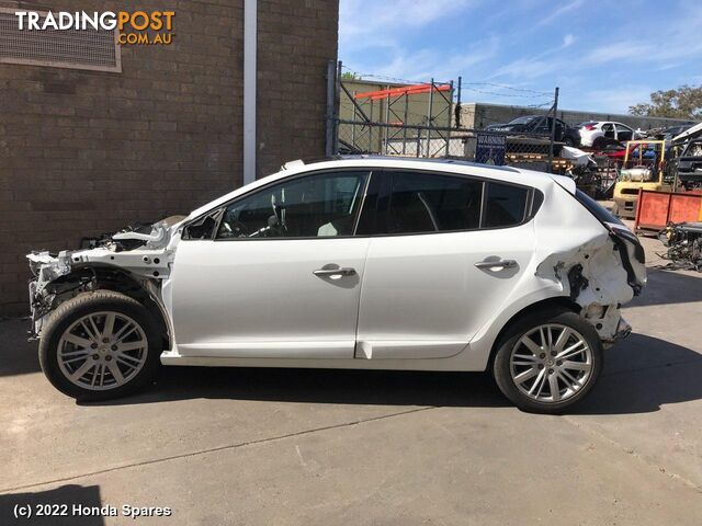2015 RENAULT - MEGANE Right Front Upper Control Arm