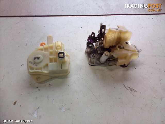 Door/Boot/Gate Lock 2002 HONDA CIVIC