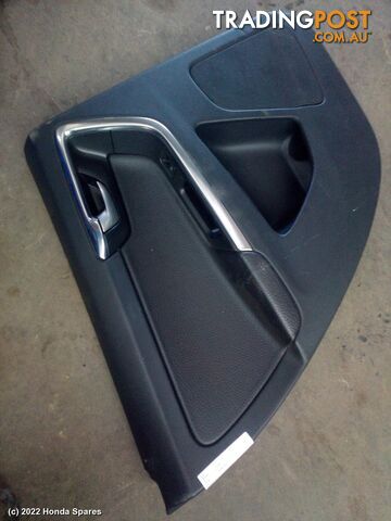 2013 VOLVO - XC60 Door Trim