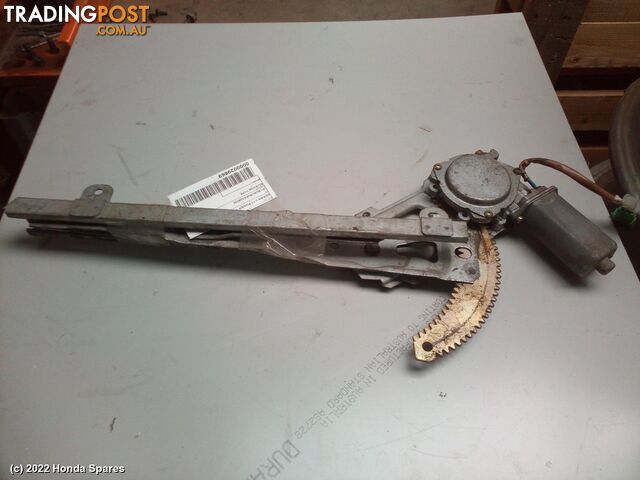 1992 SUBARU - LIBERTY Right Front Window Reg/Motor