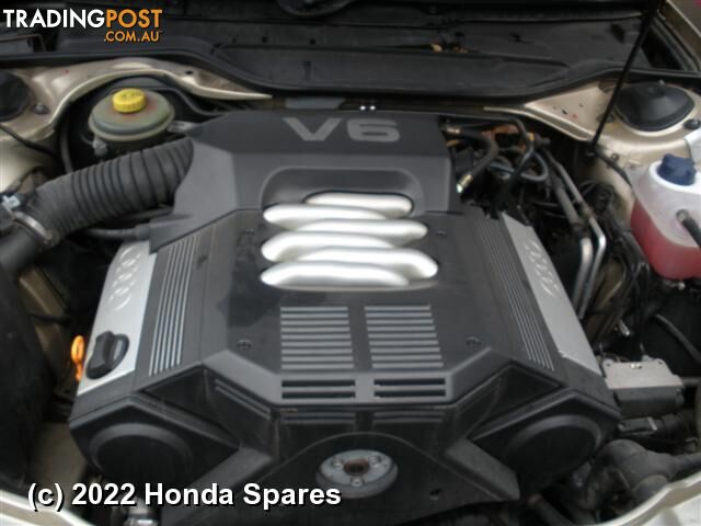 1995 AUDI - A6 Right Front Hub Assembly