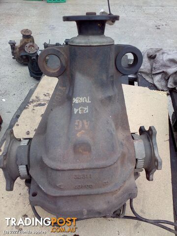 1996 NISSAN - SKYLINE Rear Diff Assembly
