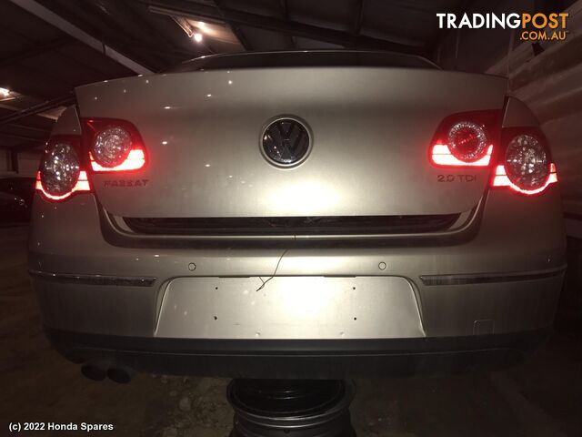 2008 VOLKSWAGEN - PASSAT Rear Section - photo 4 of 33