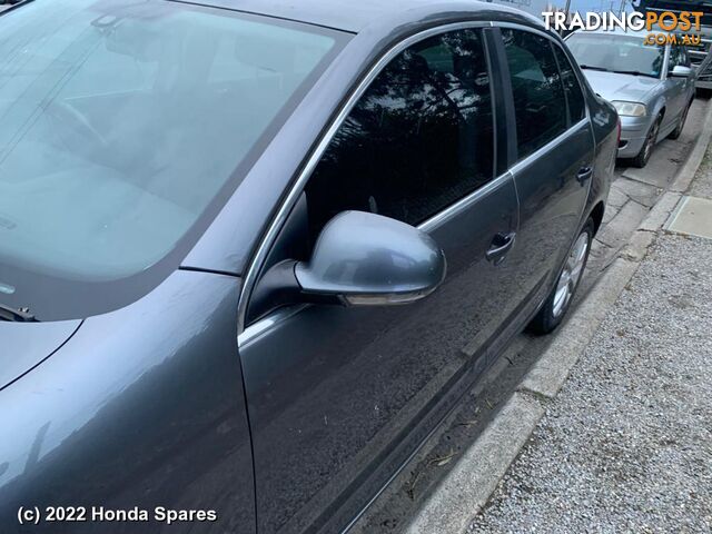 2010 VOLKSWAGEN - JETTA Right Rear Trailing Arm
