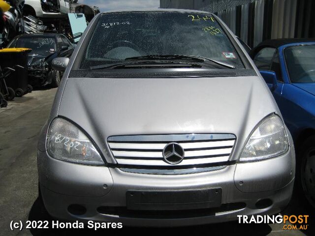 2000 MERCEDES - A CLASS Right Front Hub Assembly