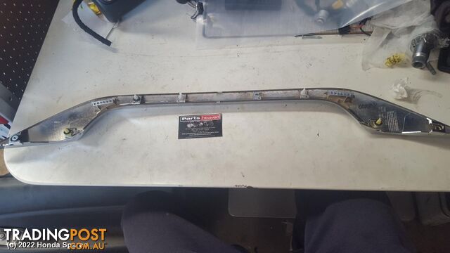 2016 HONDA - ODYSSEY Rear Garnish - photo 2 of 59