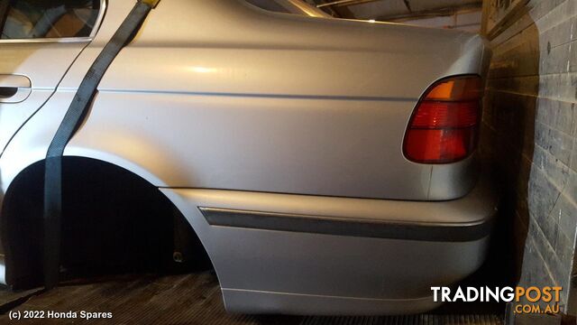 2000 BMW - 5 SERIES Rear Section