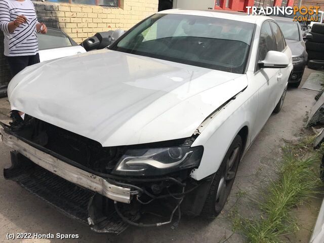 2009 AUDI - A4 Right Front Door