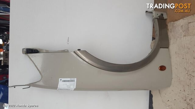 2000 SUBARU - OUTBACK Right Guard