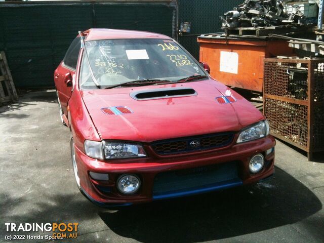 2000 SUBARU - IMPREZA Grille