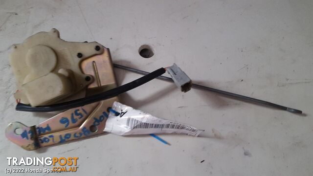 Door/Boot/Gate Lock 1999 HONDA CRV