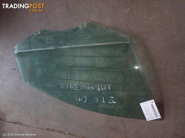 2013 VOLVO - XC60 Right Front Door Window