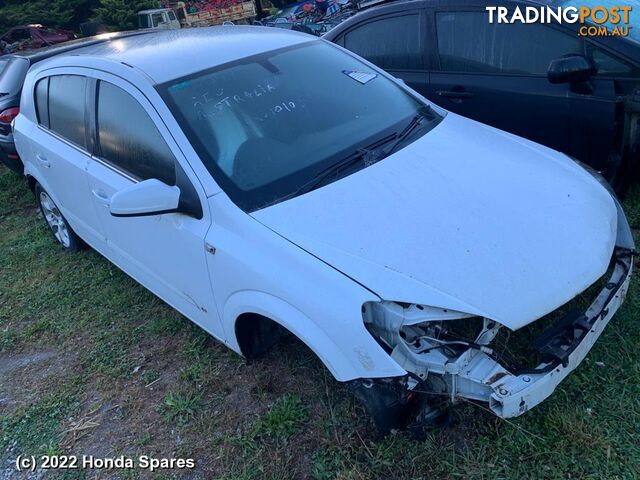 2004 HOLDEN - ASTRA Right Rear Trailing Arm