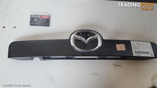 2010 MAZDA - CX7 Bootlid/Tailgate - photo 2 of 3