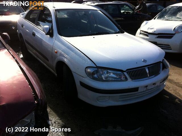 2001 NISSAN - PULSAR Rear Garnish - photo 3 of 8