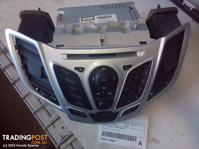 2013 FORD - FIESTA Radio/Cd/Dvd/Sat/Tv - photo 1 of 31