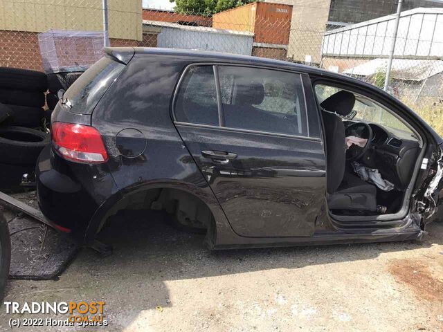 2011 VOLKSWAGEN - GOLF Right Rear Door Window