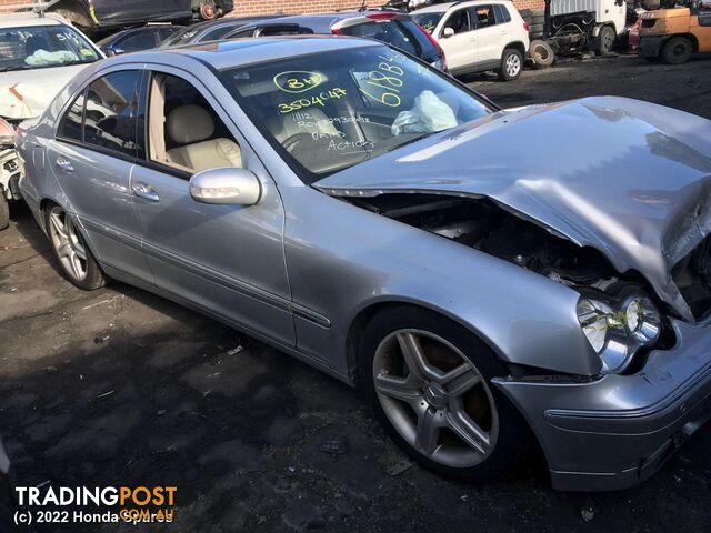 2002 MERCEDES - C CLASS Rear Garnish - photo 5 of 9