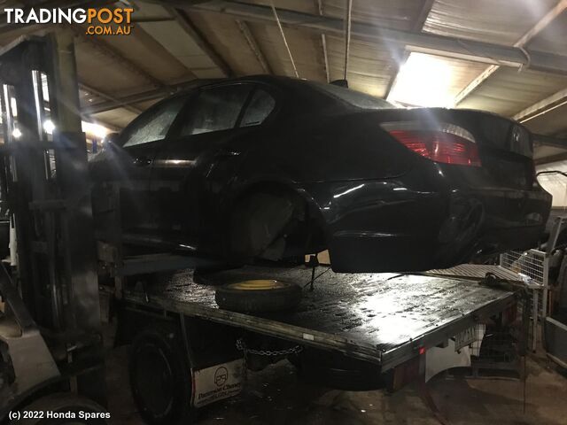 2005 BMW - 5 SERIES Left Front Door Window