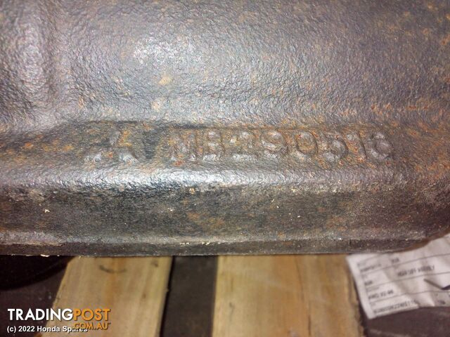 1994 MITSUBISHI - RVR Rear Diff Assembly