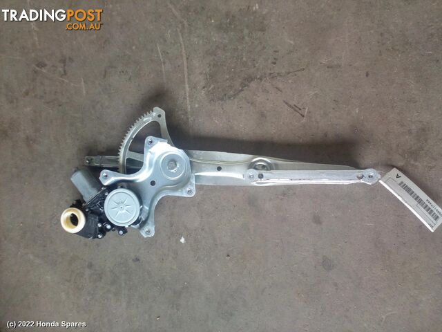 2008 TOYOTA - CAMRY Right Front Window Reg/Motor