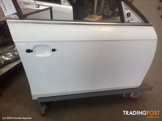 2010 AUDI - A4 Right Front Door
