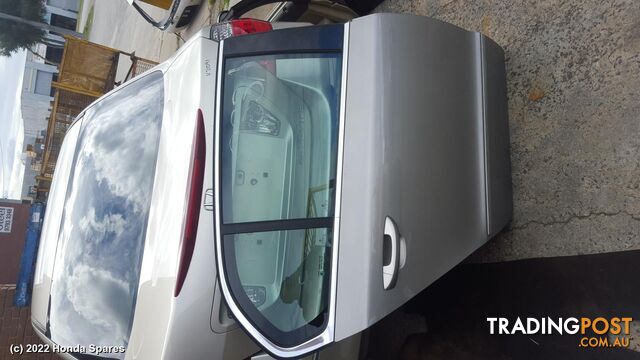 2014 SKODA - SUPERB RIGHT_REAR_DOOR_SLIDING