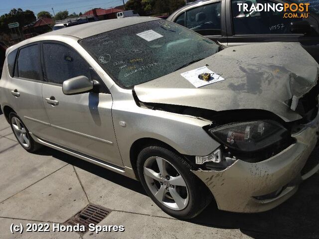 2006 MAZDA - 3 Rear Garnish