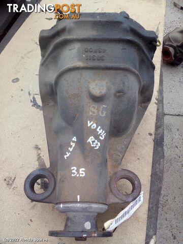 1994 NISSAN - SKYLINE Rear Diff Assembly