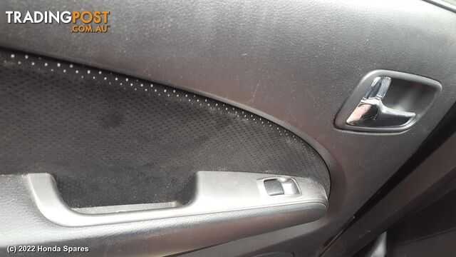 2005 MITSUBISHI - OUTLANDER Side Step/Skirt