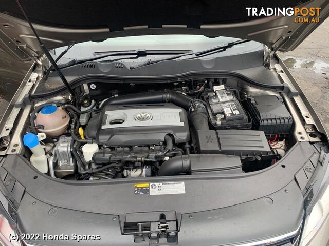 Door/Boot/Gate Lock 2015 VOLKSWAGEN PASSAT