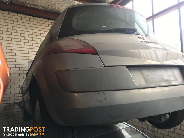 2003 RENAULT - MEGANE Right Guard Liner - photo 2 of 40