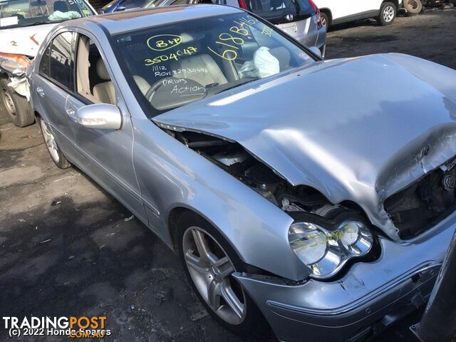 2002 MERCEDES - C CLASS Right Front Window Reg/Motor
