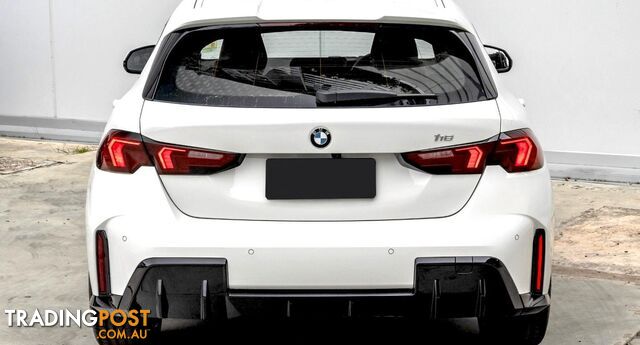 2026 BMW 118 M SPORT   HATCH - photo 3 of 15