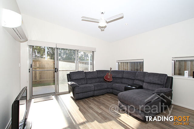 15 Troost Circuit BELLBIRD PARK QLD 4300