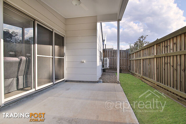 15 Troost Circuit BELLBIRD PARK QLD 4300