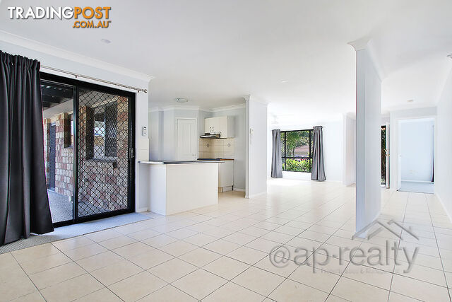 47 Carolina Parade FOREST LAKE QLD 4078